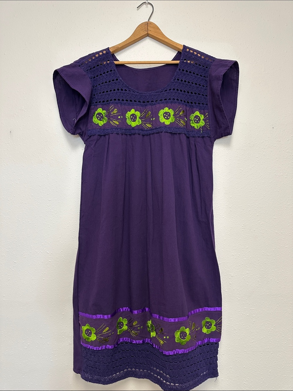 Womens traditional vintage Purple Embroidered Floral Dress boho festival style